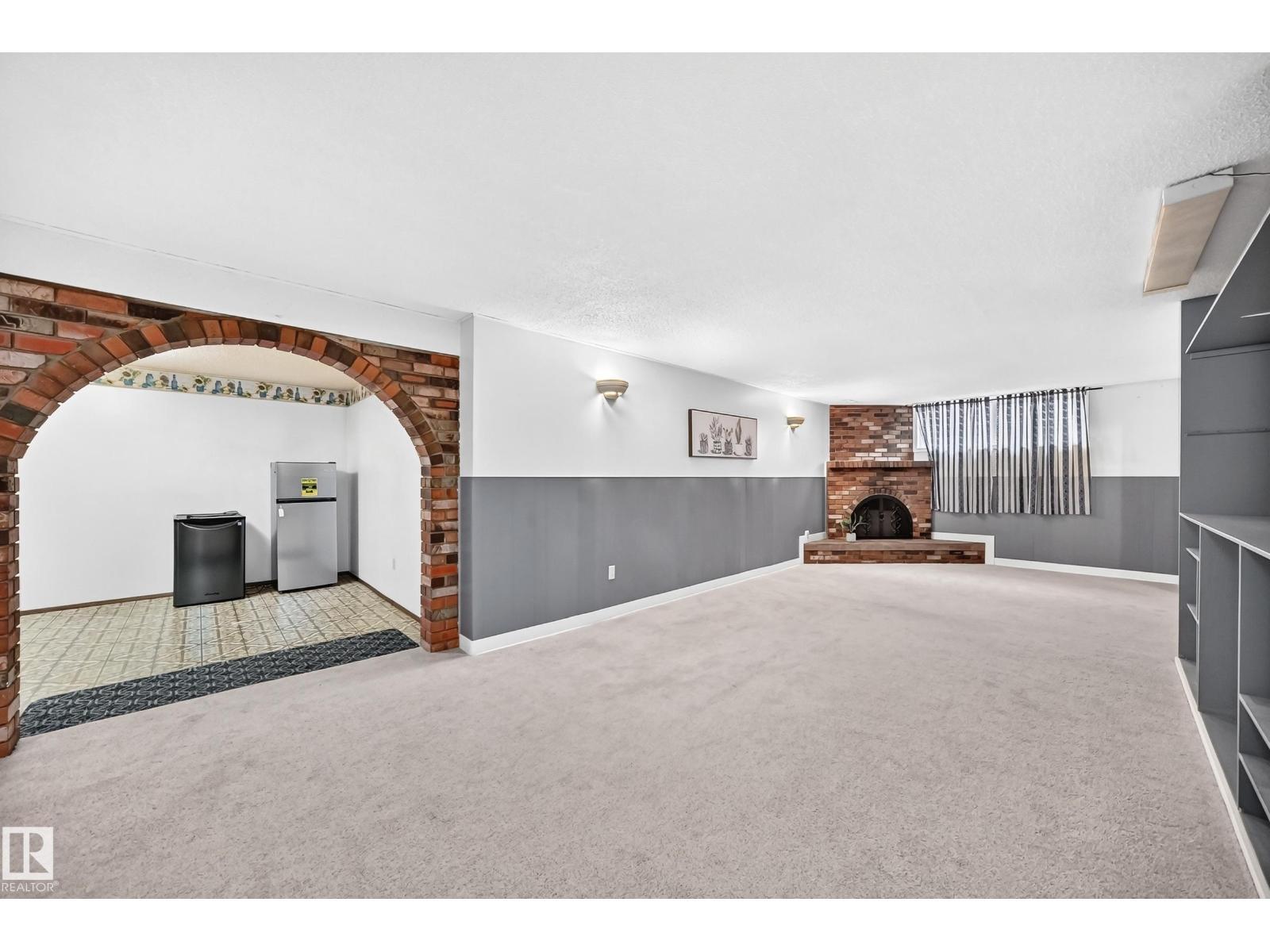 15020 88 St Nw, Edmonton, AB -