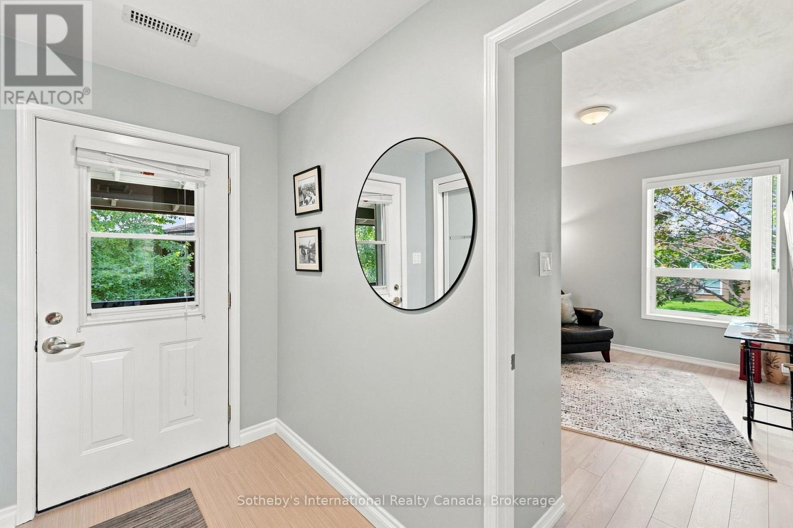 464 Mariners Way, Collingwood, ON - Indoor Photo Showing Other Room