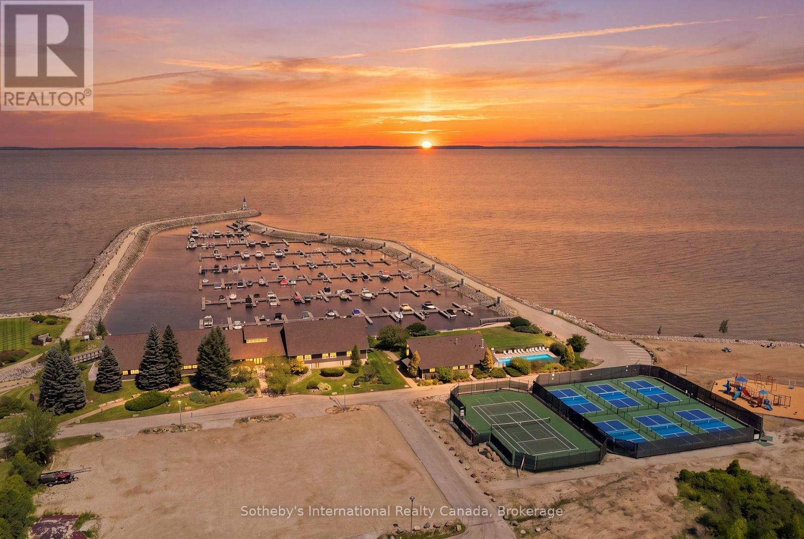 464 Mariners Way, Collingwood, ON - Outdoor With Body Of Water With View