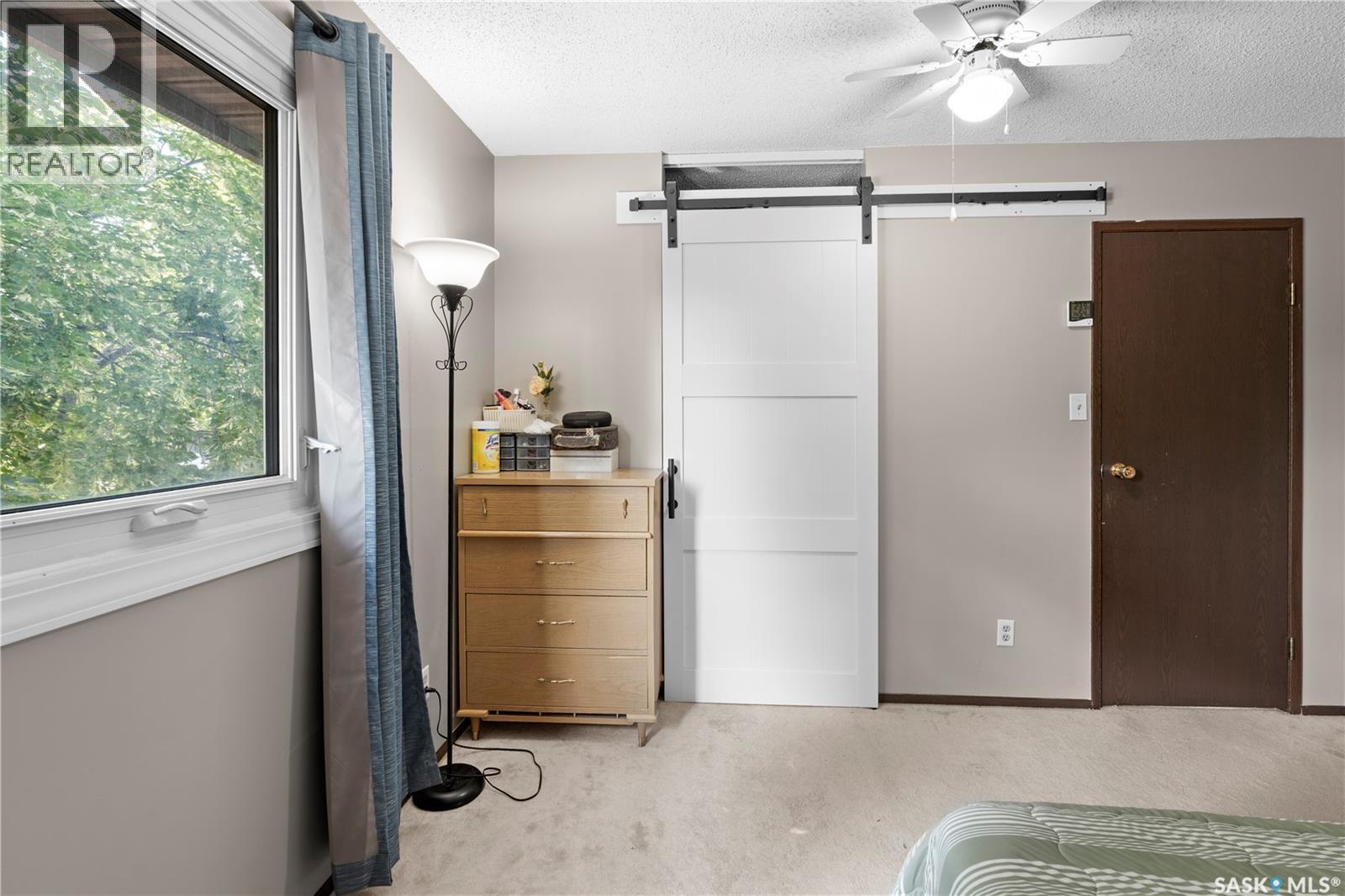 21 1128 Mckercher Drive, Saskatoon, SK - Indoor