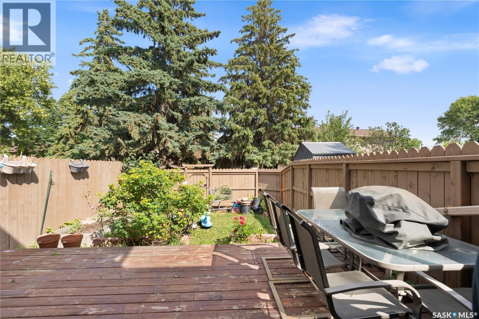 21 1128 Mckercher Drive, Saskatoon, SK - Outdoor With Deck Patio Veranda