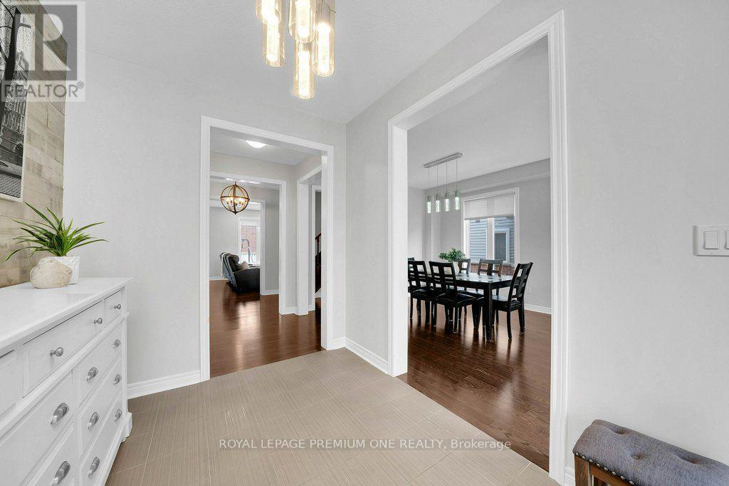 14 Atchison Drive, Caledon, ON - Indoor Photo Showing Other Room