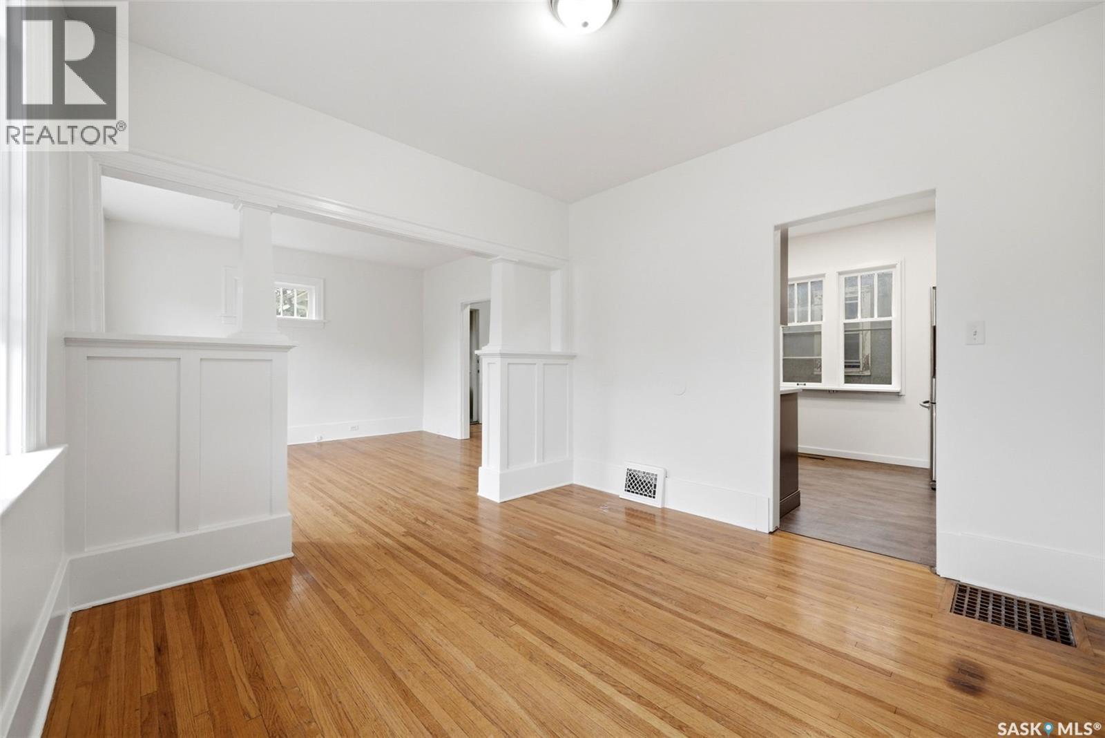 1209 14Th Avenue, Regina, SK - Indoor
