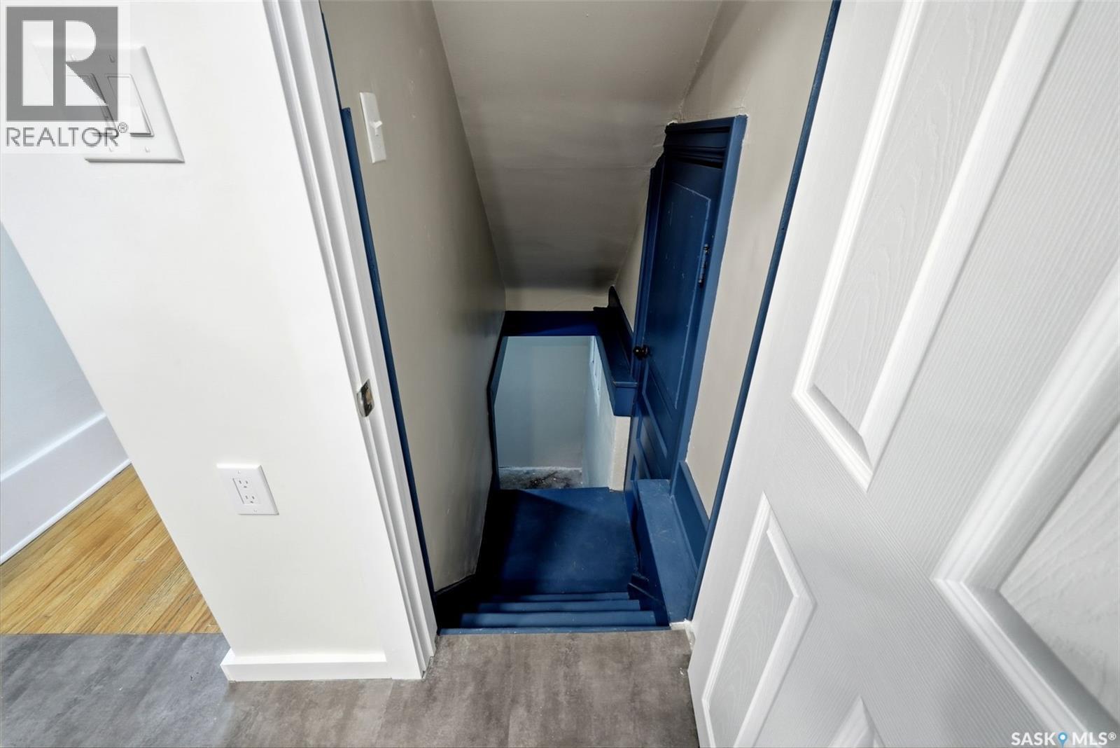 1209 14Th Avenue, Regina, SK - Indoor Photo Showing Other Room