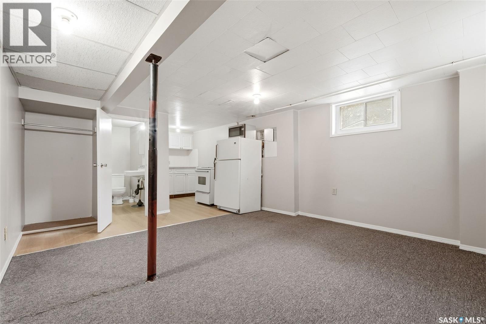 1209 14Th Avenue, Regina, SK - Indoor