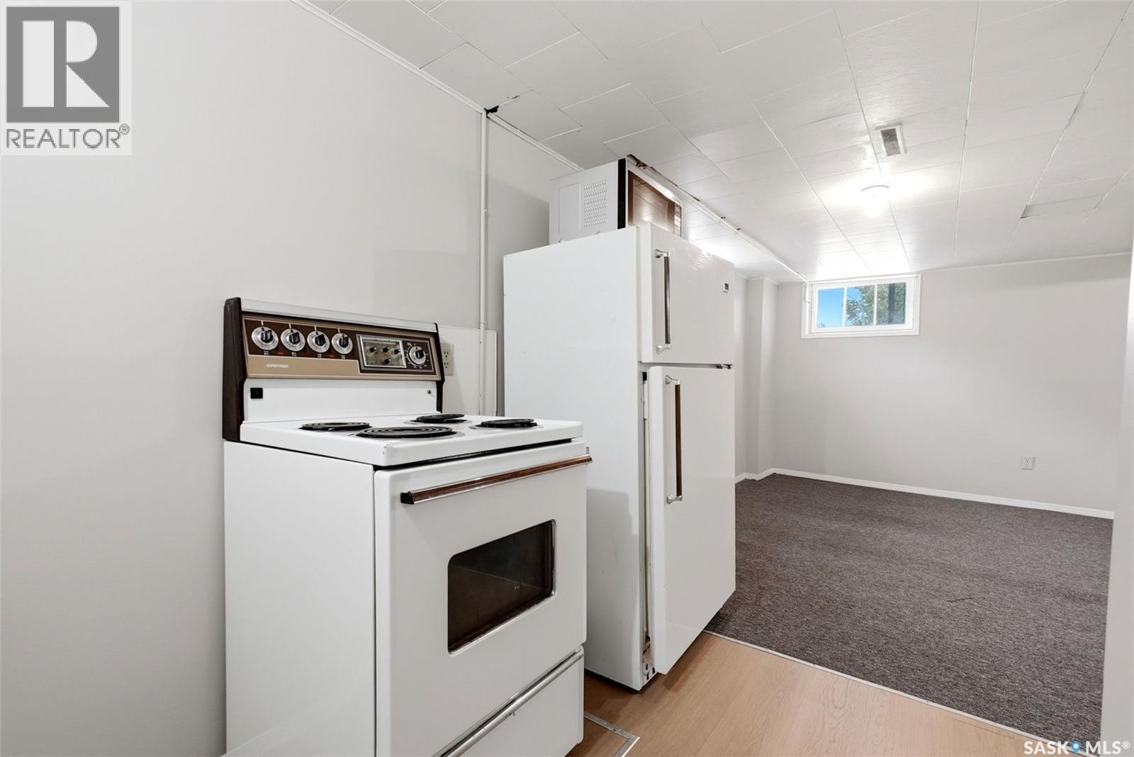 1209 14Th Avenue, Regina, SK - Indoor