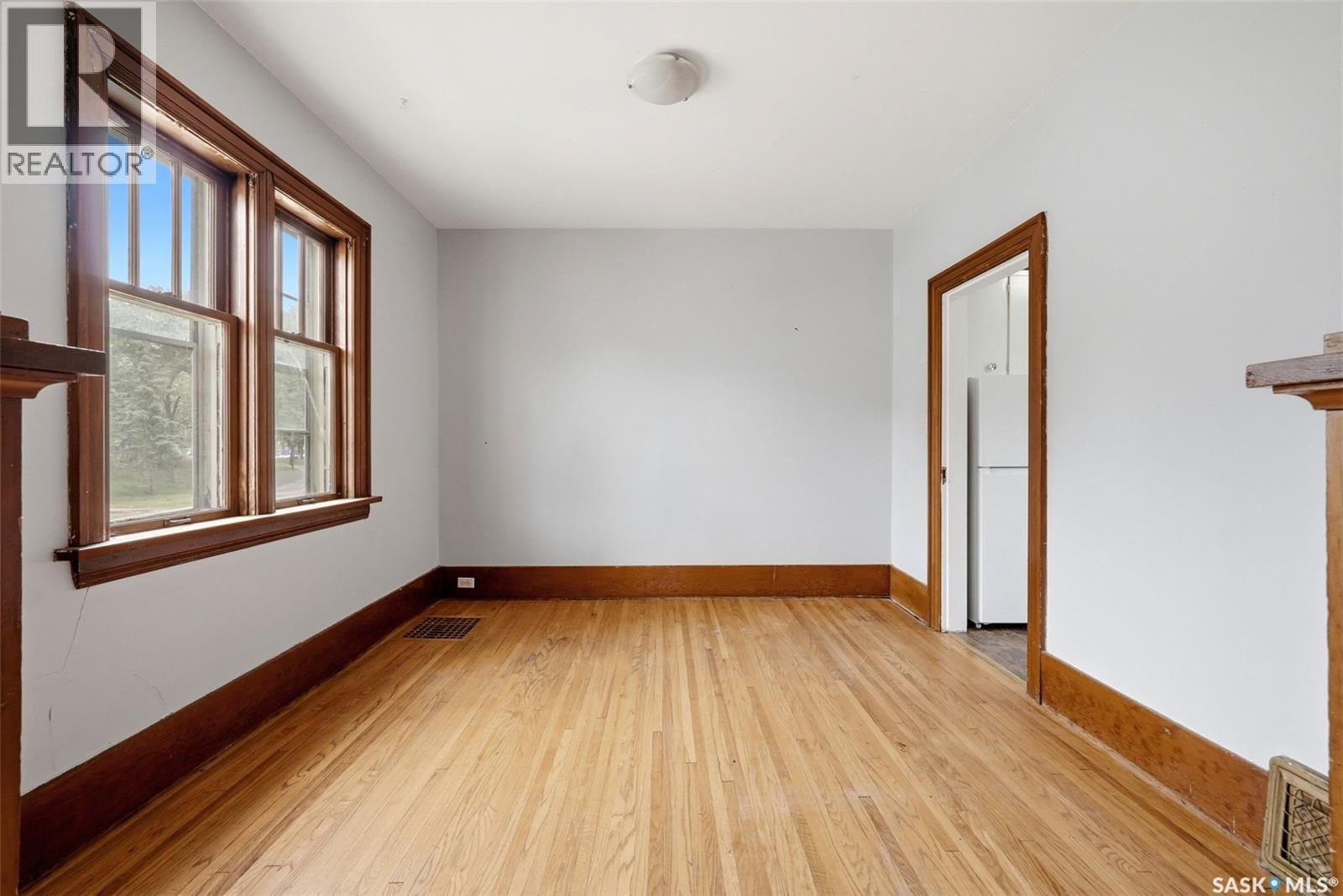 1209 14Th Avenue, Regina, SK - Indoor Photo Showing Other Room
