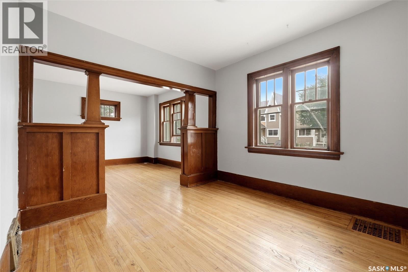 1209 14Th Avenue, Regina, SK - Indoor Photo Showing Other Room