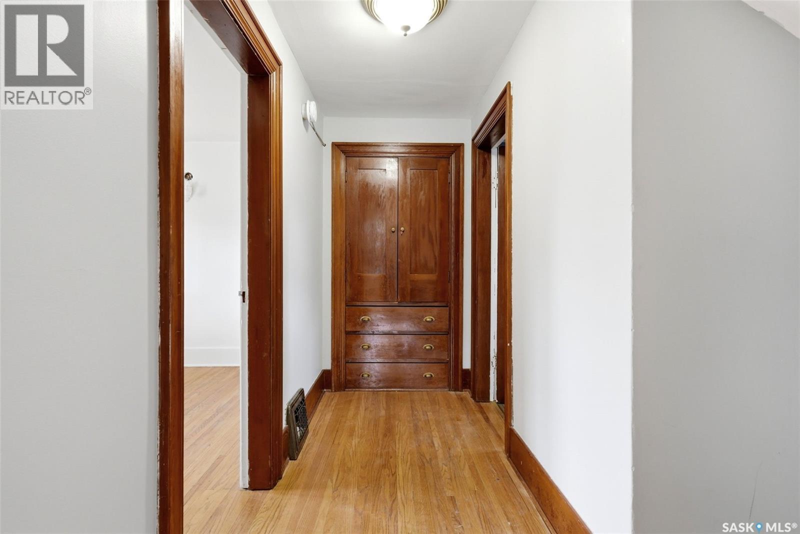 1209 14Th Avenue, Regina, SK - Indoor Photo Showing Other Room