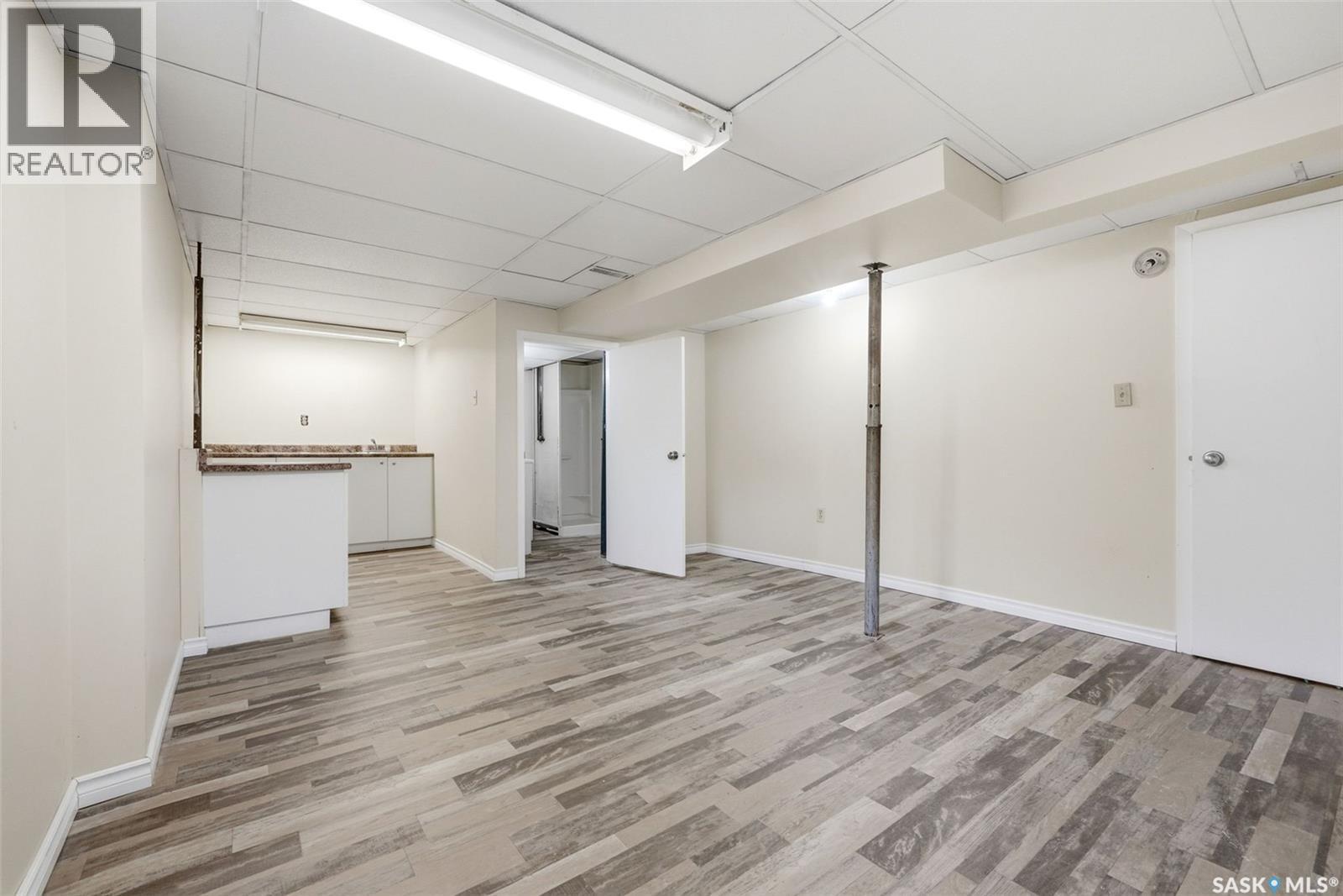 1209 14Th Avenue, Regina, SK - Indoor Photo Showing Other Room