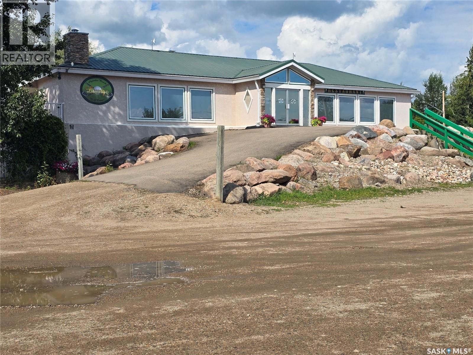 721 Aqualane Avenue, Aquadeo, SK