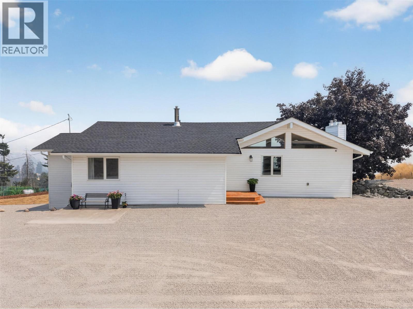 3491 Fenton Road, West Kelowna, BC - Outdoor