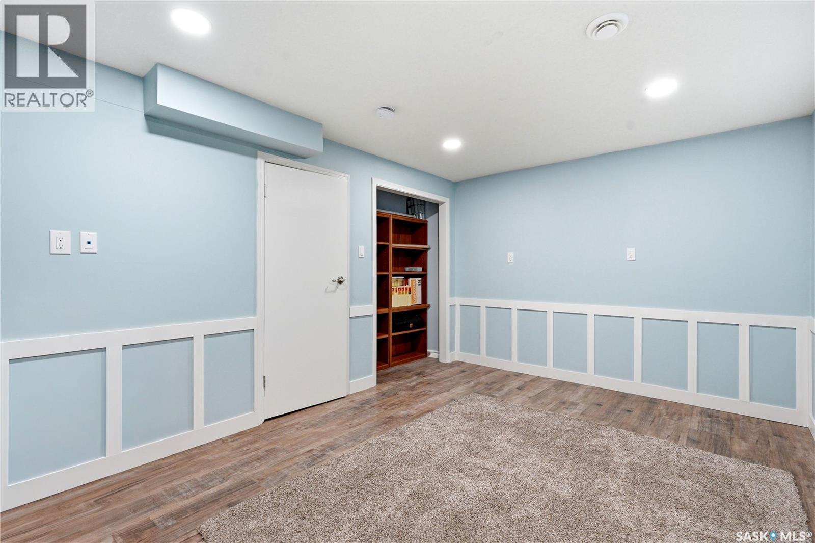 1710 Cameron Avenue, Saskatoon, SK - Indoor