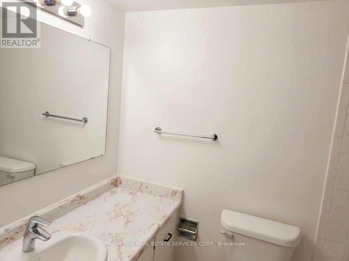 104 - 121 Trudelle Drive, Toronto, ON - Indoor Photo Showing Bathroom