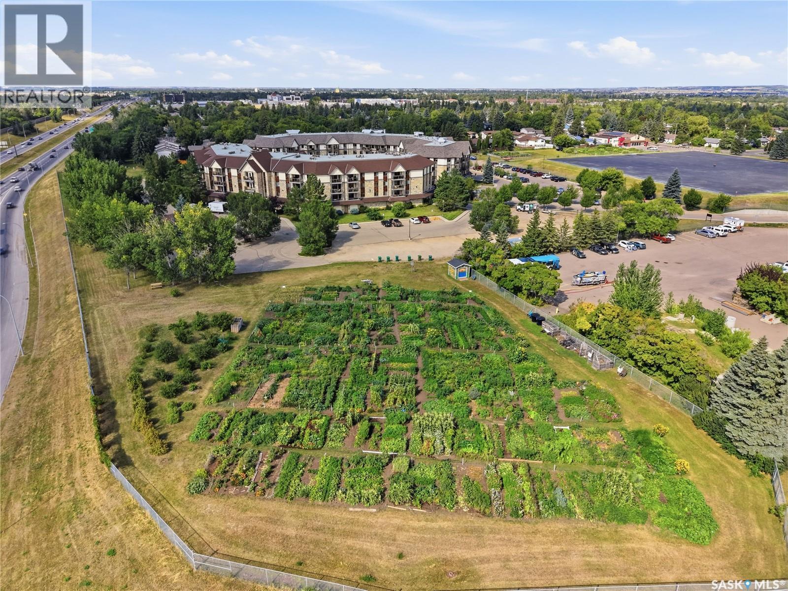 311 1622A Acadia Drive, Saskatoon, SK - Outdoor With View