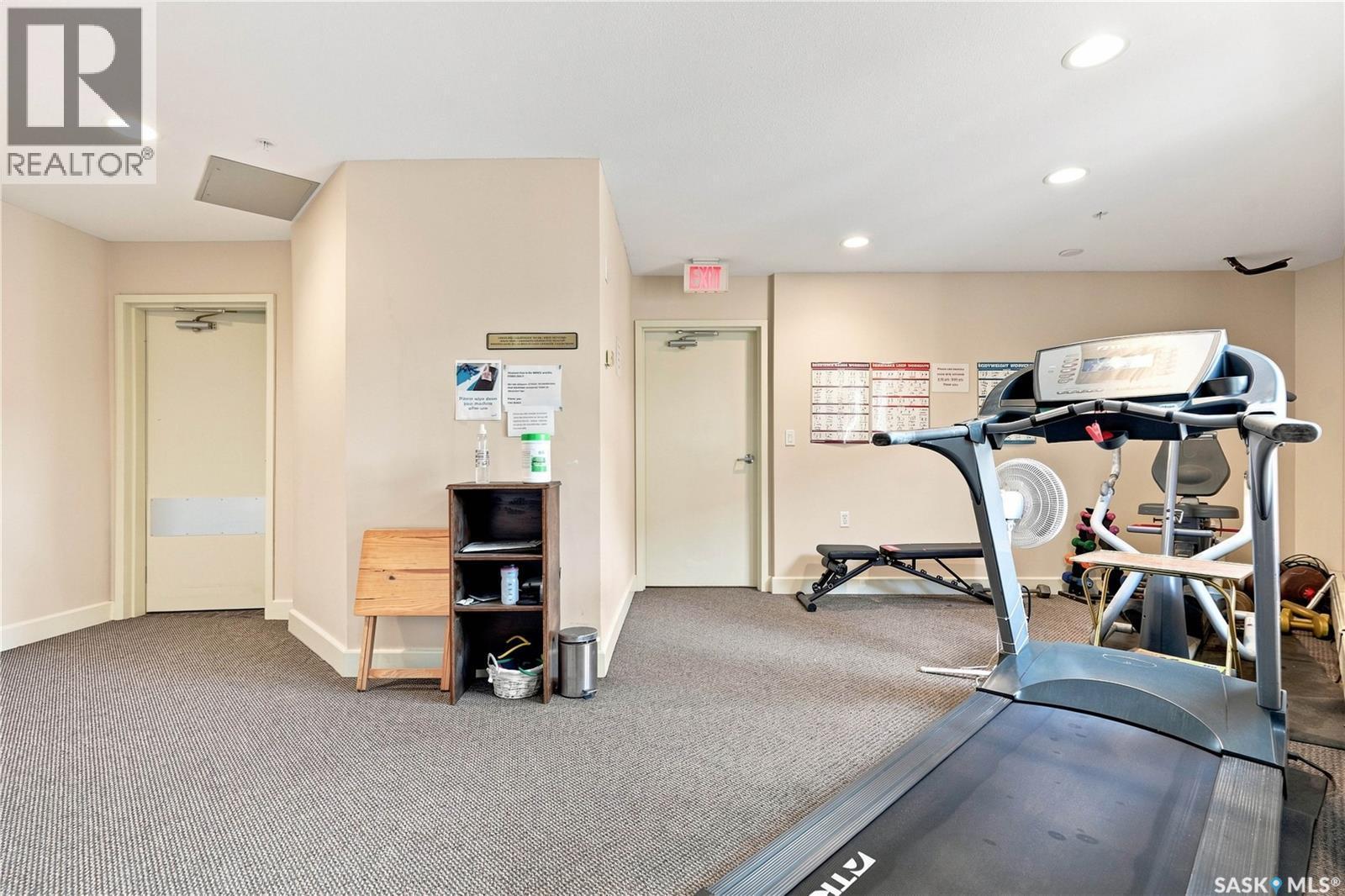 311 1622A Acadia Drive, Saskatoon, SK - Indoor Photo Showing Gym Room