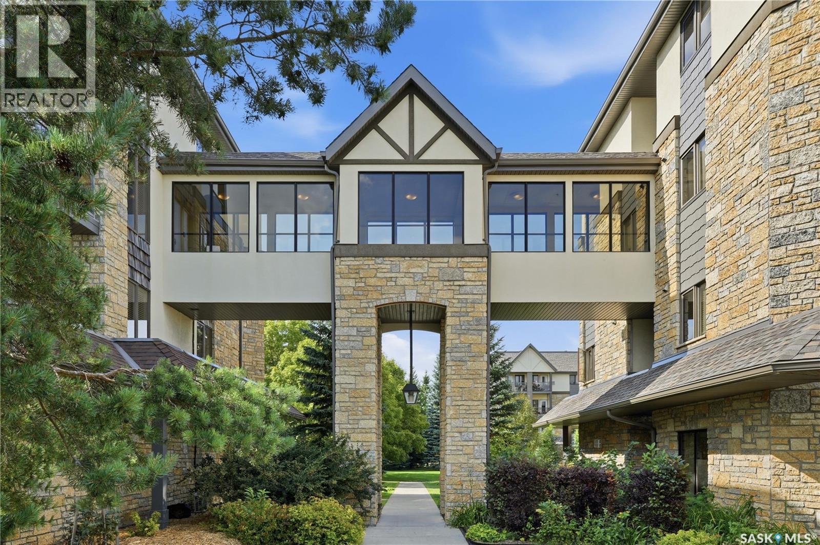 311 1622A Acadia Drive, Saskatoon, SK - Outdoor With Facade