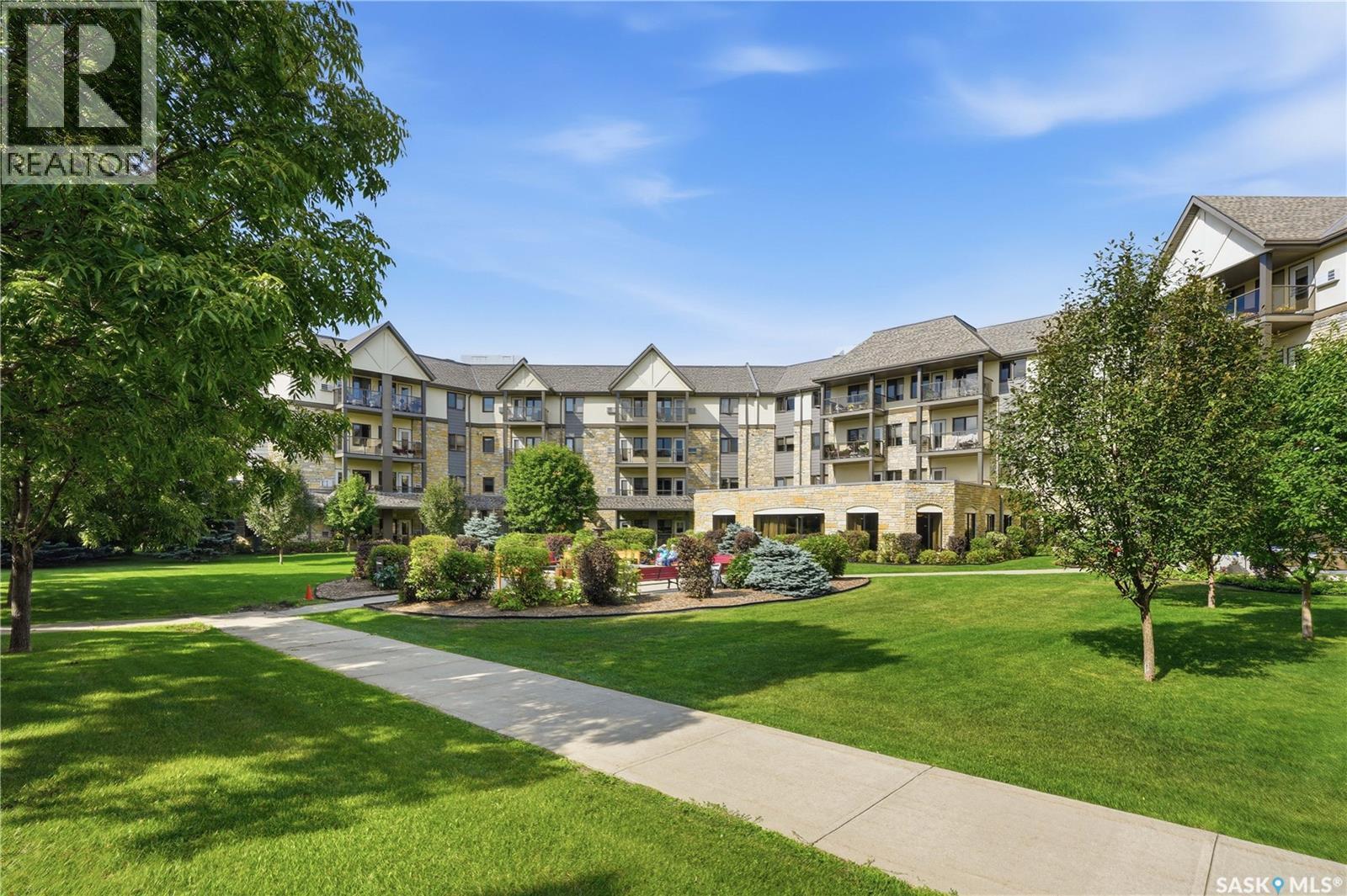311 1622A Acadia Drive, Saskatoon, SK - Outdoor With Balcony With Facade