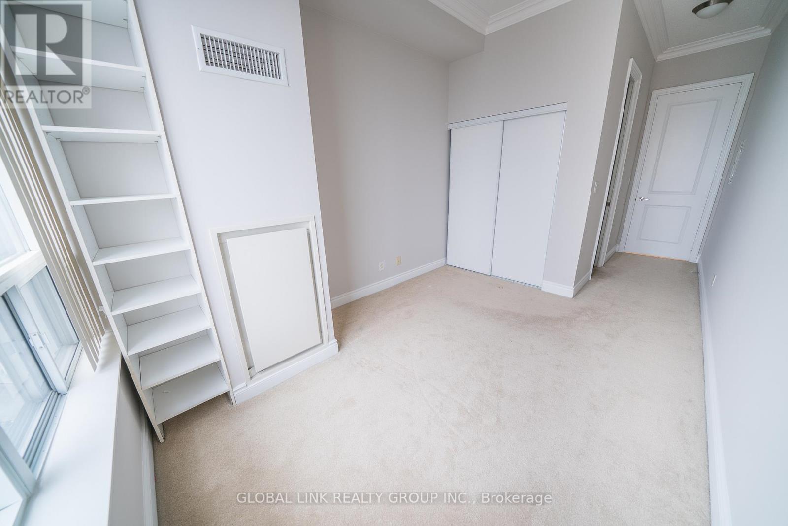 2BR - Uph 01 - 88 Times Avenue, Markham, ON - Indoor Photo Showing Other Room