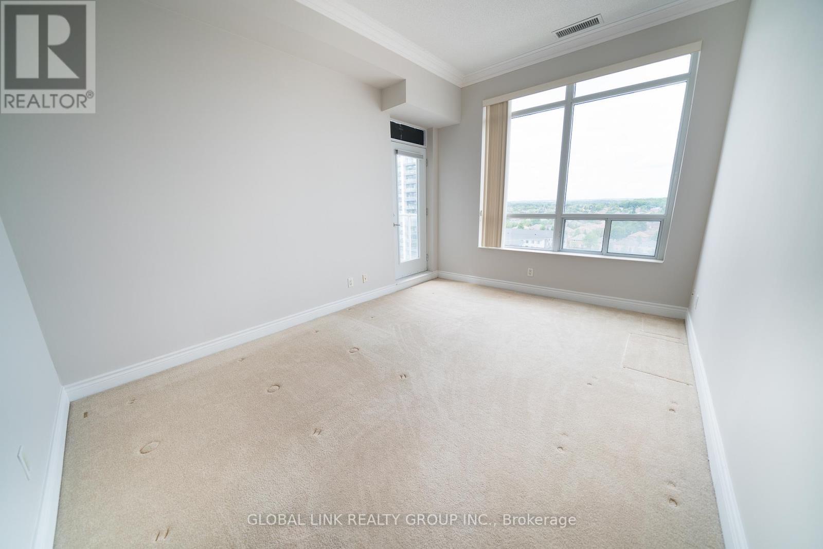 Primary BR w/ w/o to Balcony - Uph 01 - 88 Times Avenue, Markham, ON - Indoor Photo Showing Other Room
