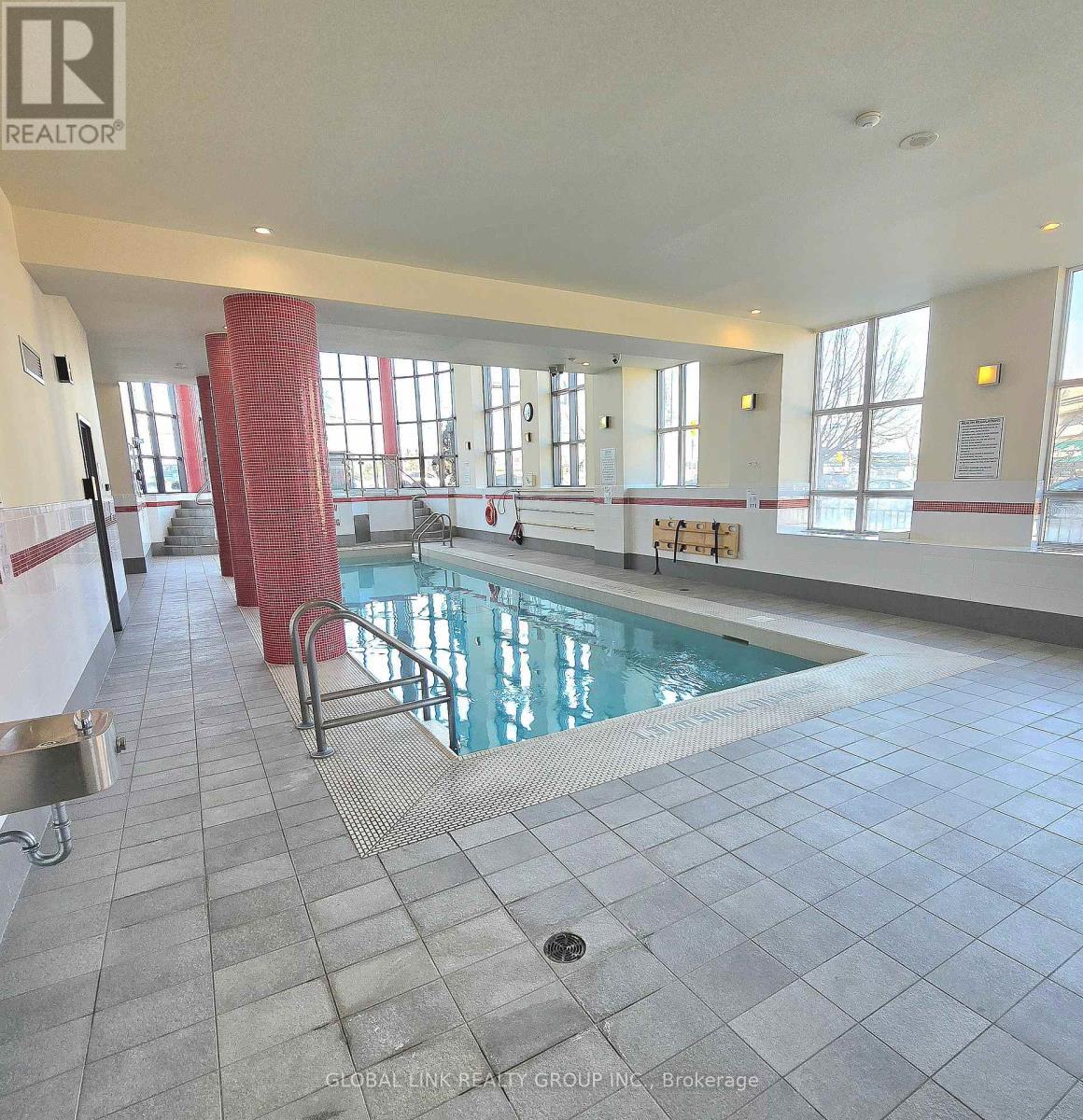 Uph 01 - 88 Times Avenue, Markham, ON - Indoor Photo Showing Other Room With In Ground Pool