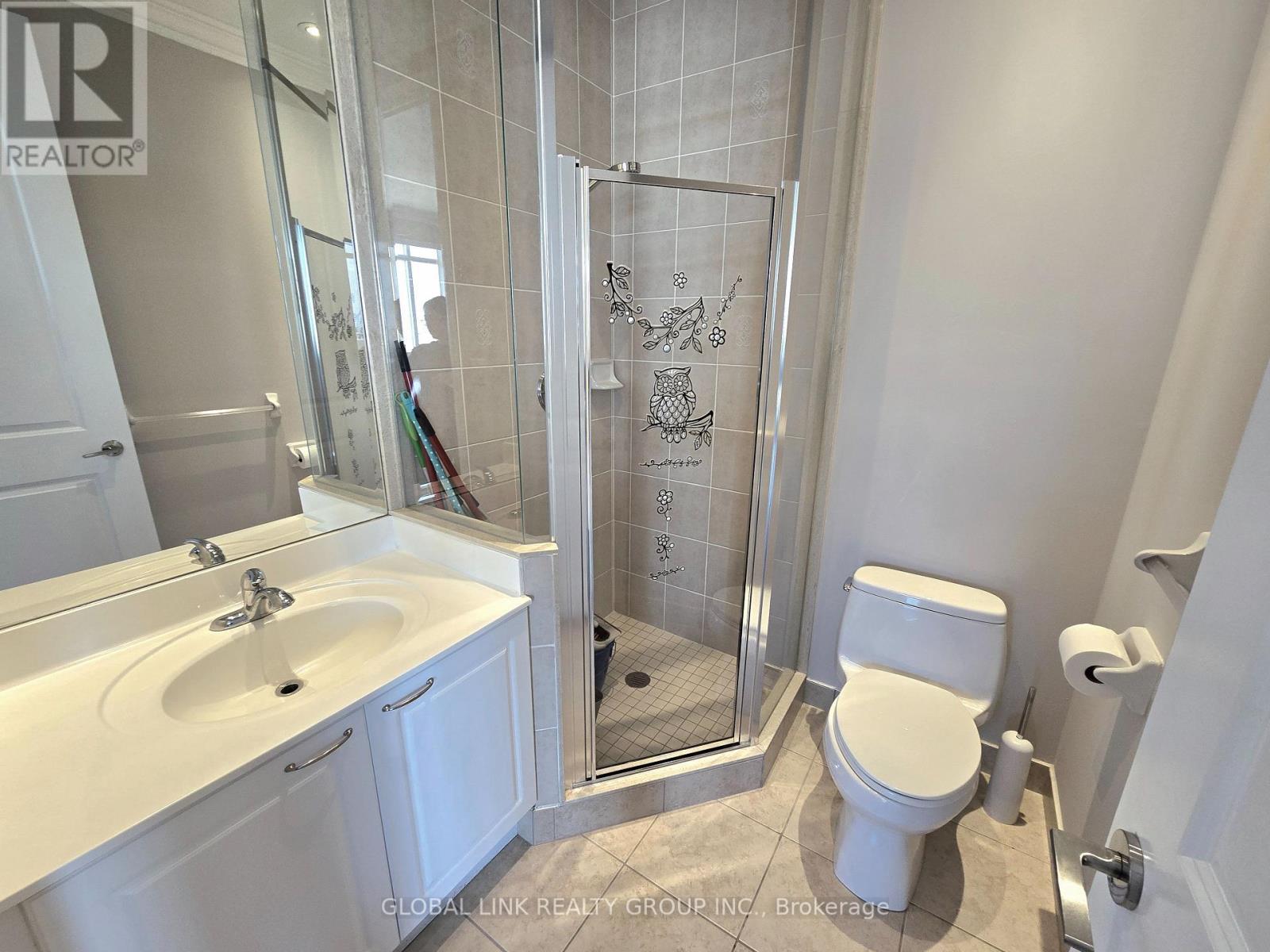 3pc bathroom - Uph 01 - 88 Times Avenue, Markham, ON - Indoor Photo Showing Bathroom