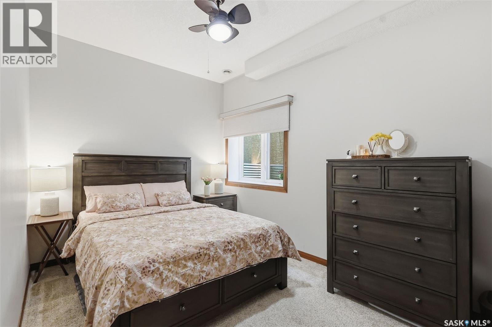 206 Muzyka Road, Saskatoon, SK - Indoor Photo Showing Bedroom