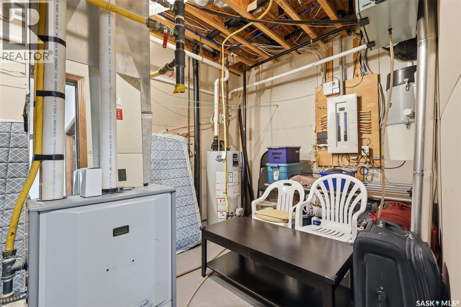 206 Muzyka Road, Saskatoon, SK - Indoor Photo Showing Basement