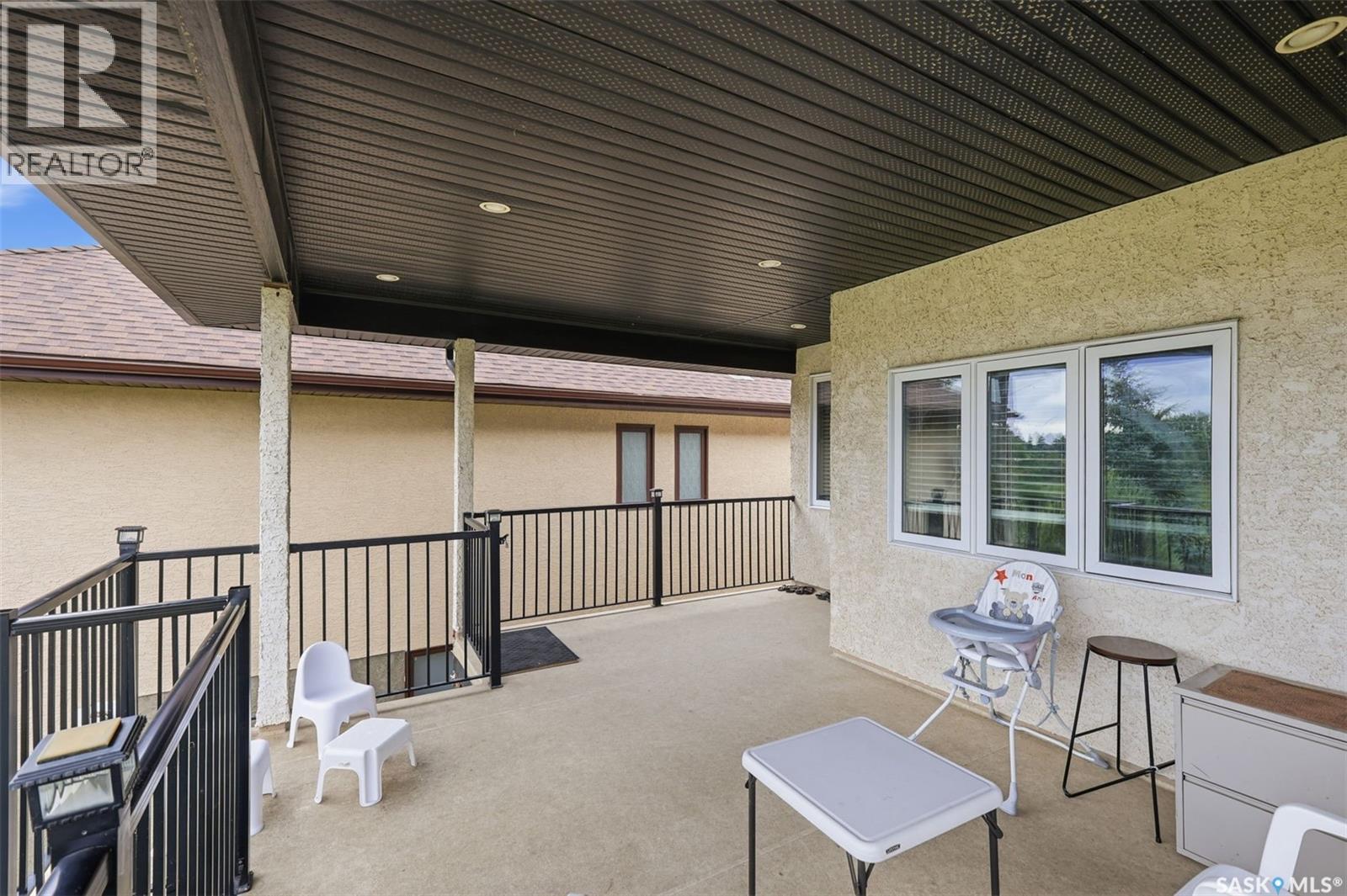 206 Muzyka Road, Saskatoon, SK - Outdoor With Deck Patio Veranda With Exterior