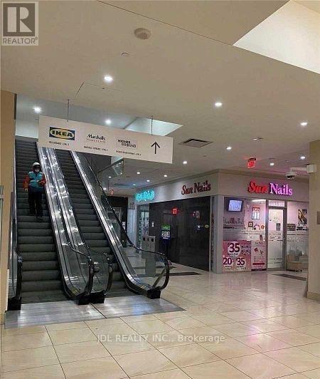 #92 - 384 Yonge Street, Toronto, ON