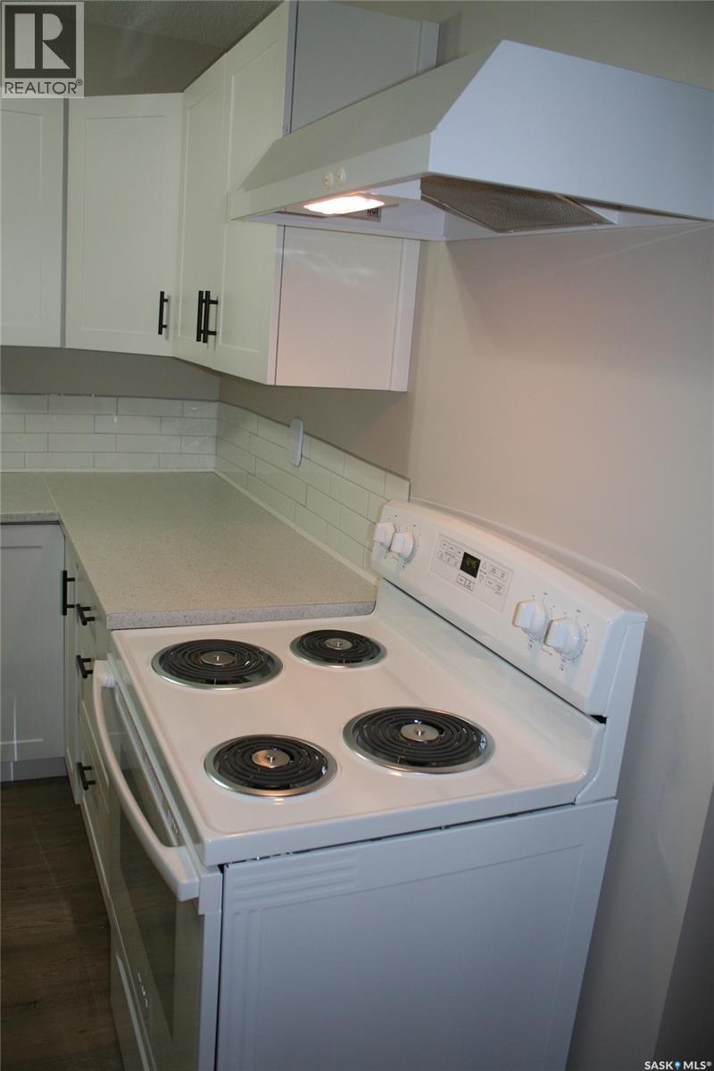 6 4505 Rae Street, Regina, SK - Indoor Photo Showing Kitchen