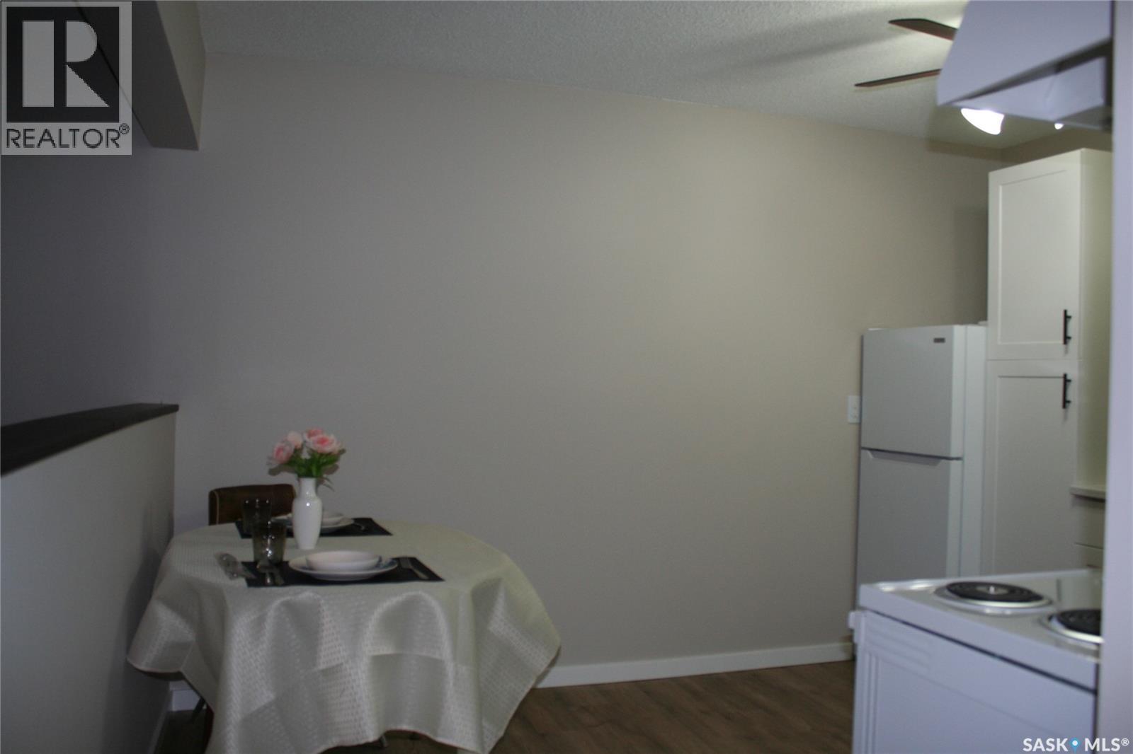 6 4505 Rae Street, Regina, SK - Indoor