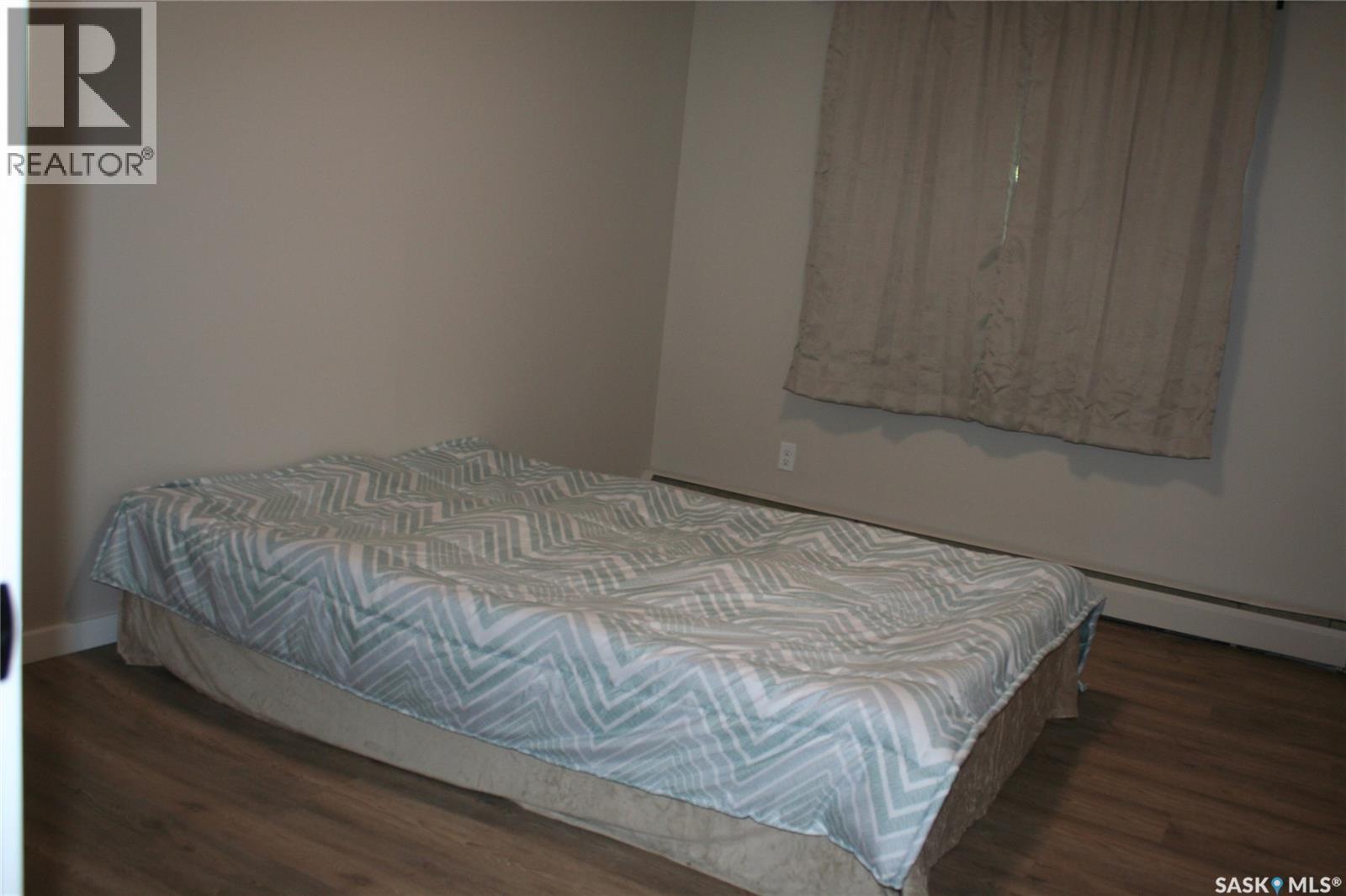 6 4505 Rae Street, Regina, SK - Indoor Photo Showing Bedroom