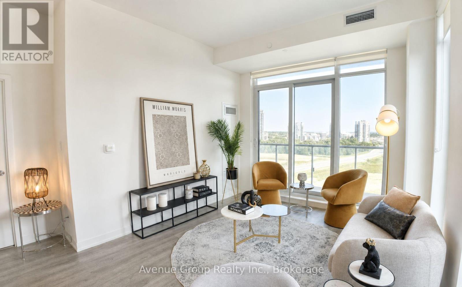 1011 - 292 Verdale Crossing, Markham, ON - Indoor Photo Showing Living Room