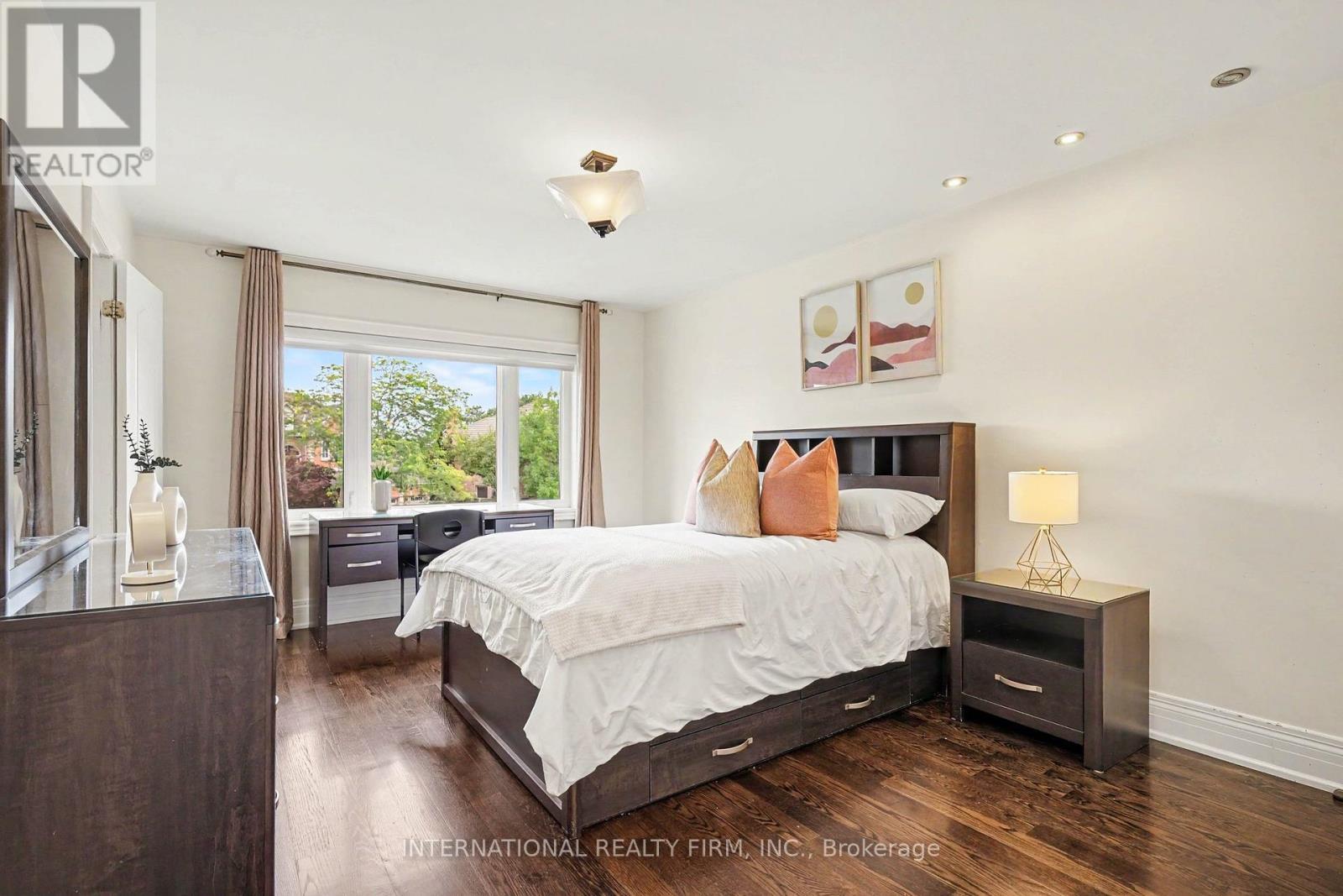 5240 Elmridge Drive, Mississauga, ON - Indoor Photo Showing Bedroom