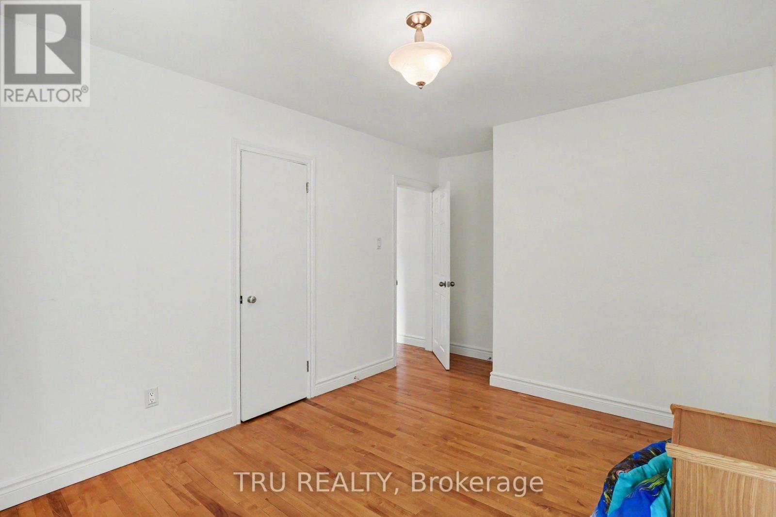 1908 Saunderson Drive, Ottawa, ON - Indoor Photo Showing Other Room