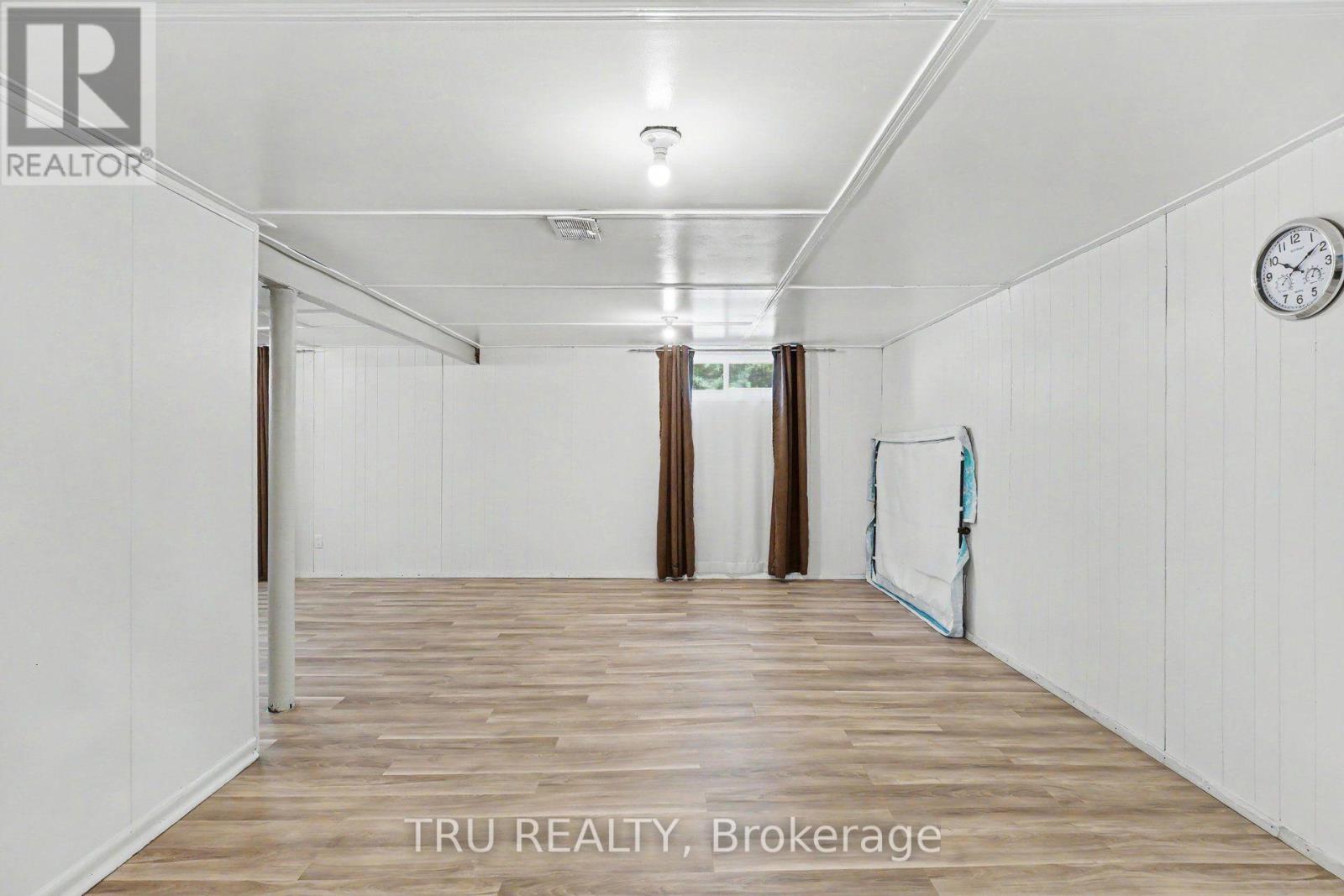 Large family room - 1908 Saunderson Drive, Ottawa, ON - Indoor Photo Showing Other Room