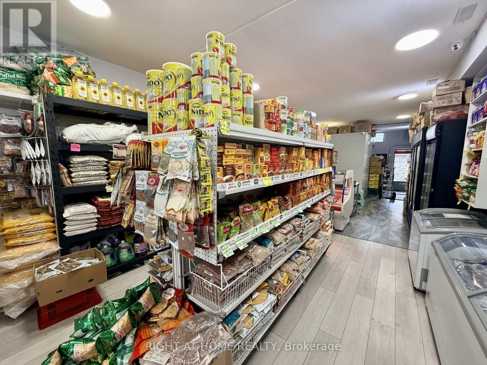 3468 Danforth Avenue, Toronto, ON