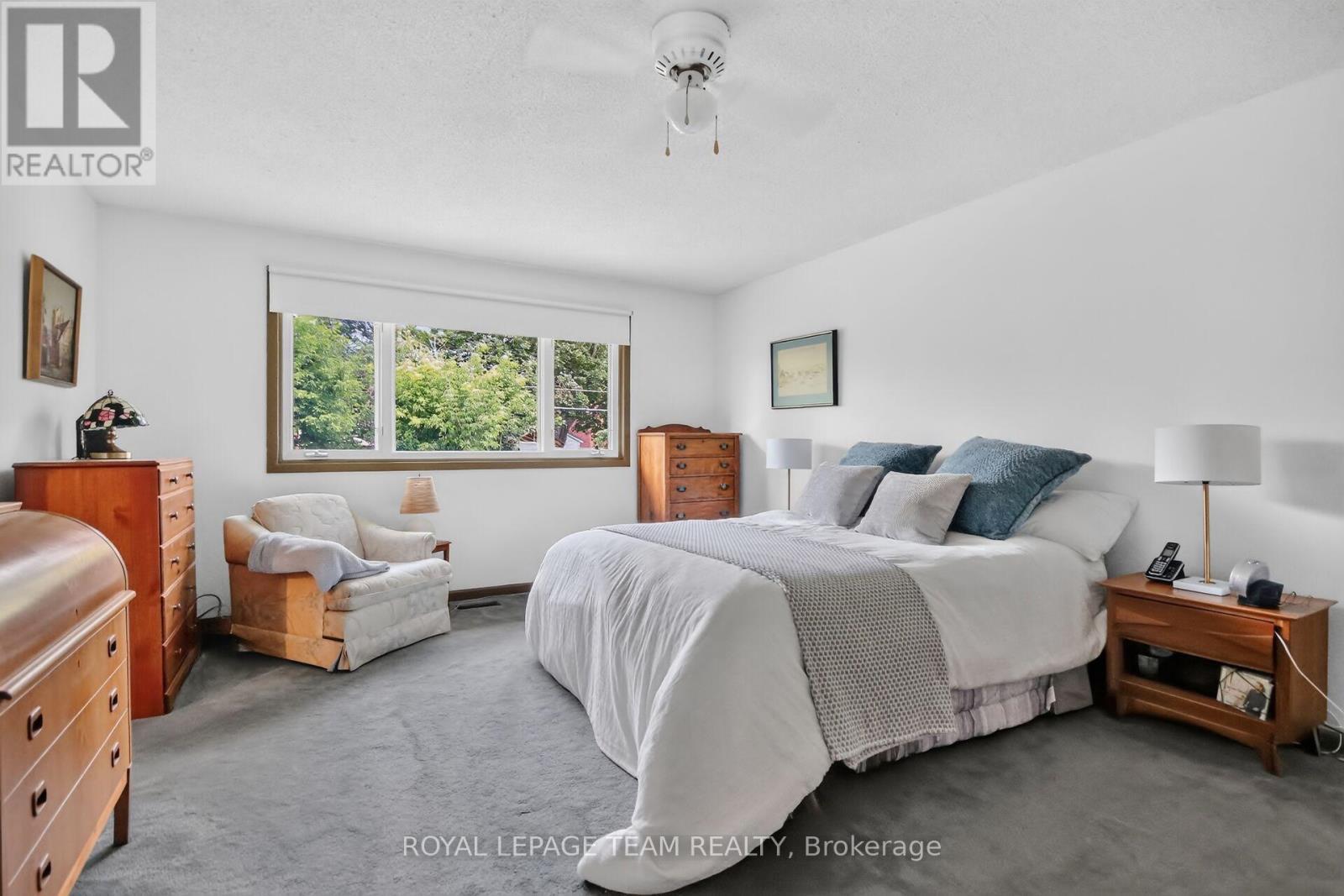 673 Golden Avenue, Ottawa, ON - Indoor Photo Showing Bedroom