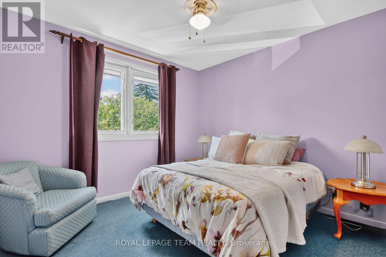 673 Golden Avenue, Ottawa, ON - Indoor Photo Showing Bedroom