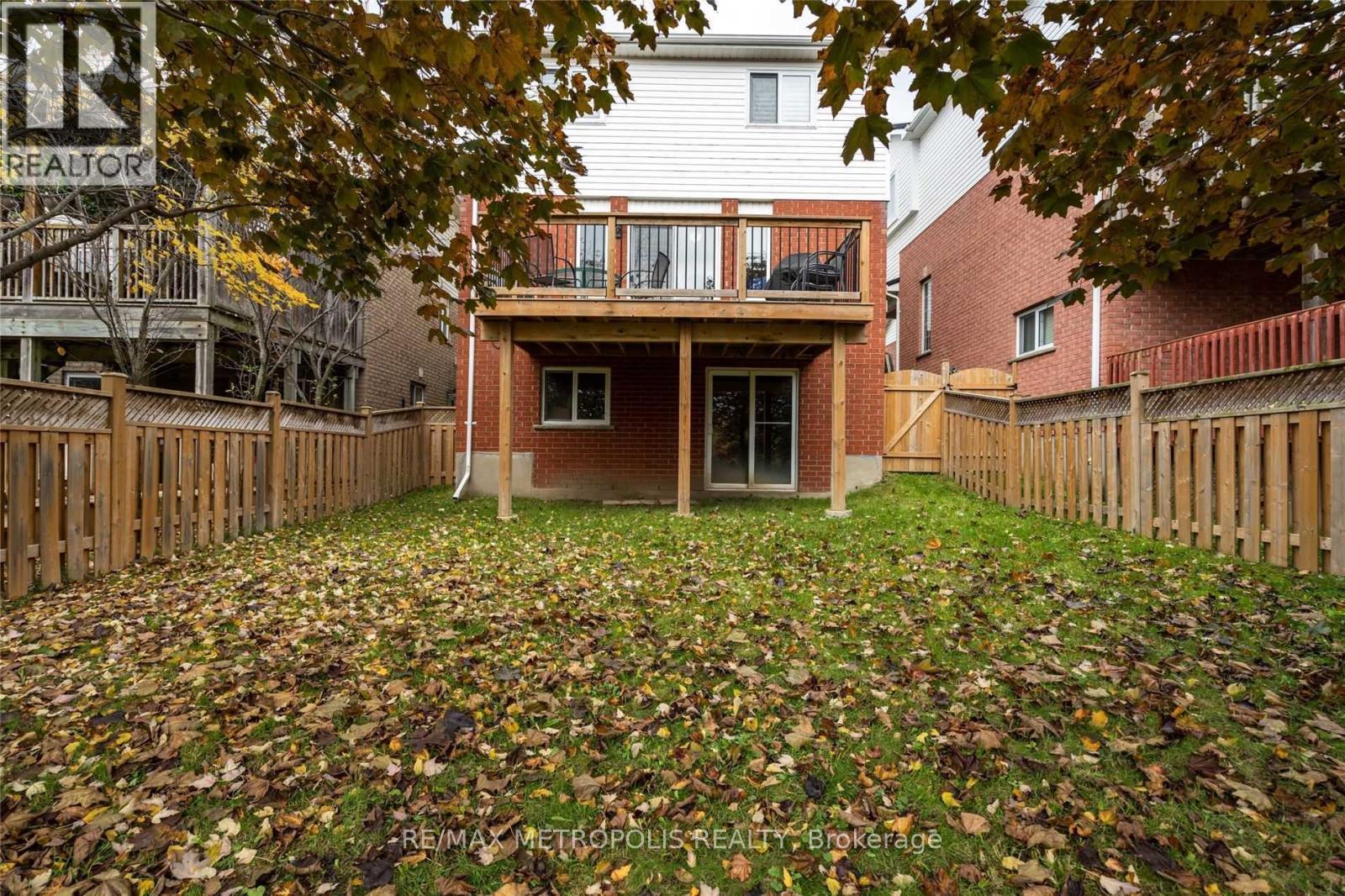 472 Hidden Creek Drive, Kitchener, ON - Outdoor With Deck Patio Veranda