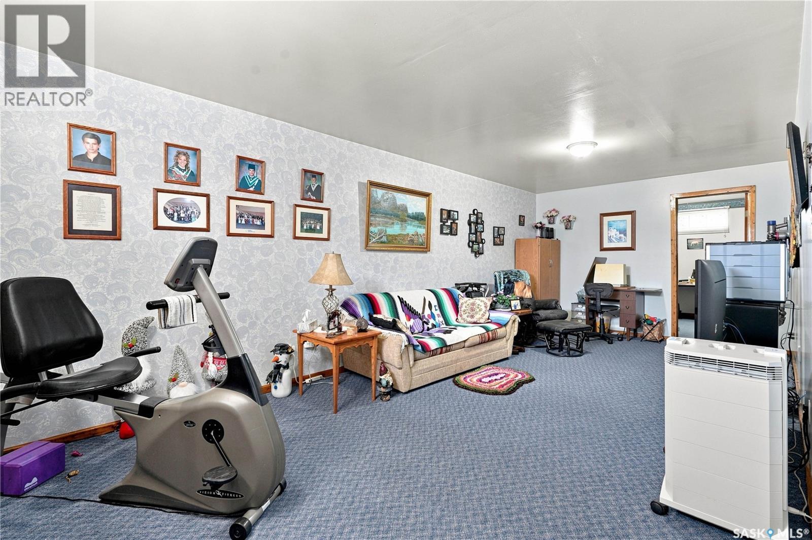 Blue Acreage, Corman Park Rm No. 344, SK - Indoor
