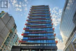 601 - 215 QUEEN STREET W Toronto, ON M5V 0P5