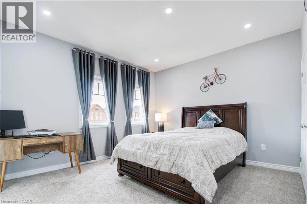 49 Scots Pine Trail, Kitchener, ON - Indoor Photo Showing Bedroom