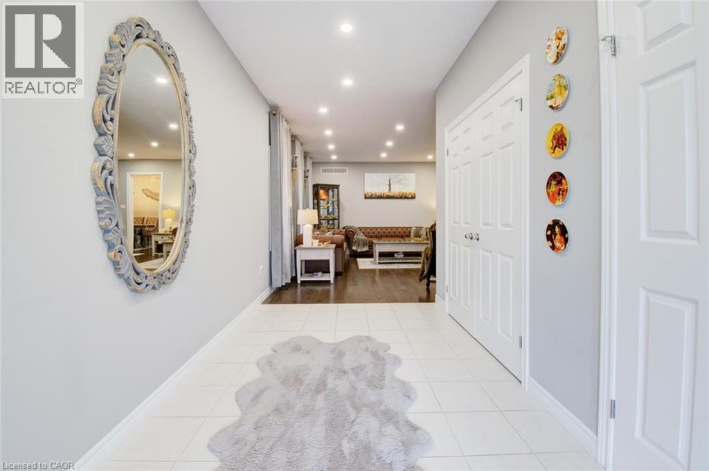 49 Scots Pine Trail, Kitchener, ON - Indoor Photo Showing Other Room