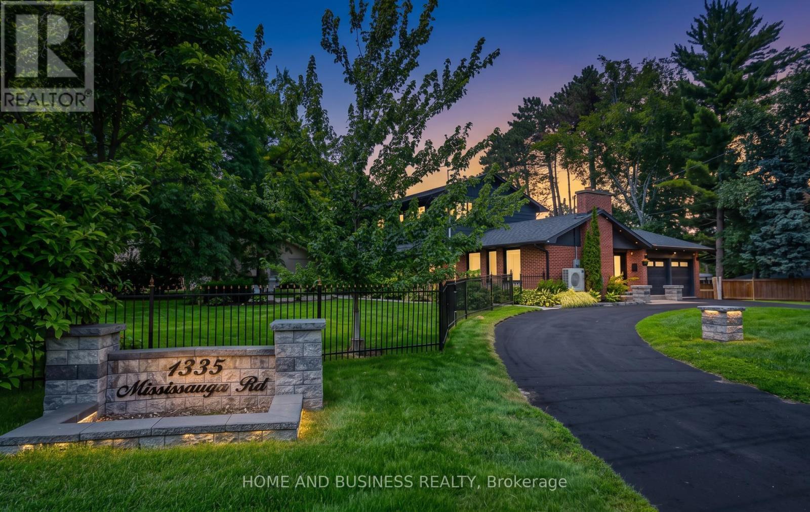 1335 Mississauga Road, Mississauga, ON - Outdoor