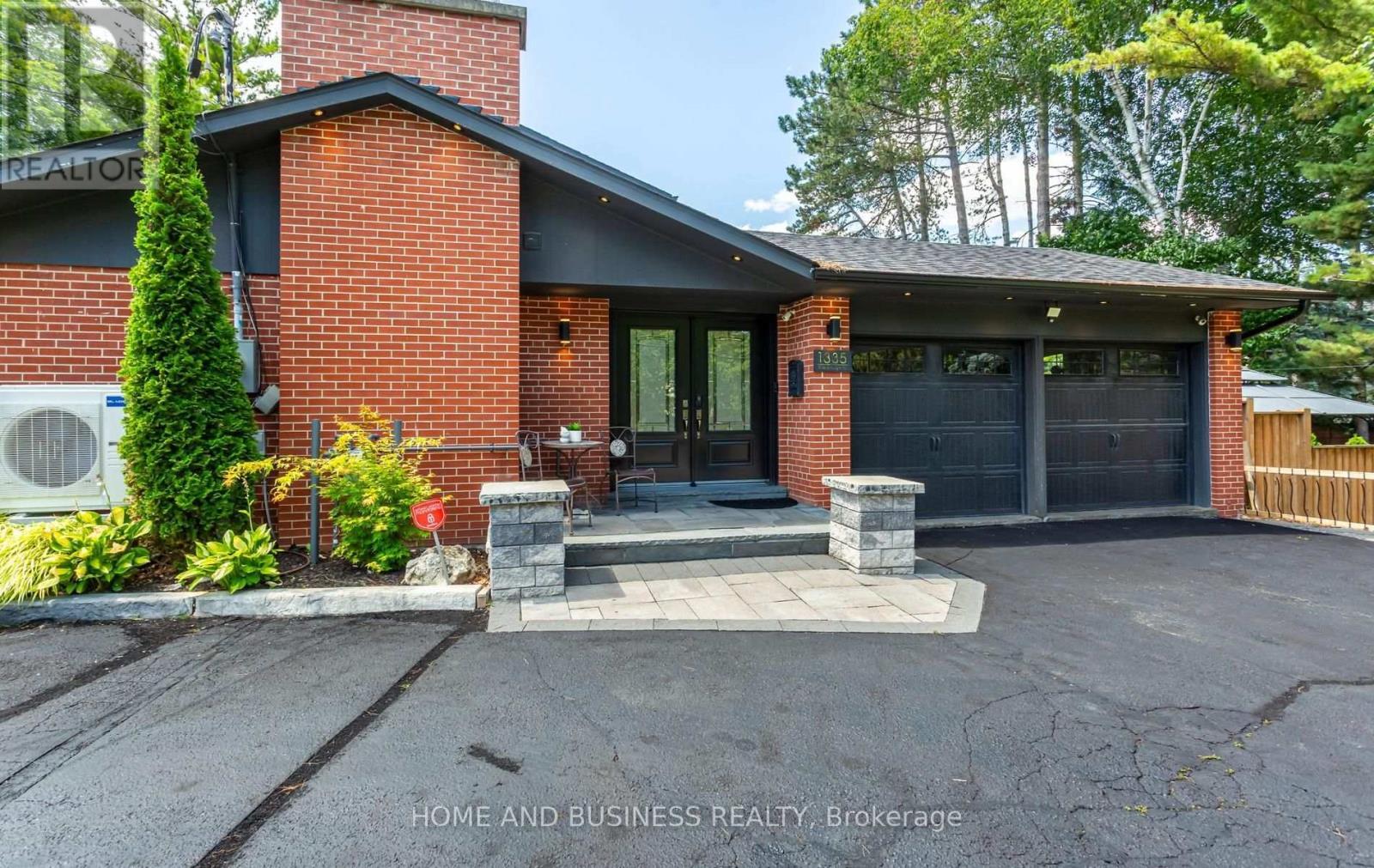 1335 Mississauga Road, Mississauga, ON - Outdoor