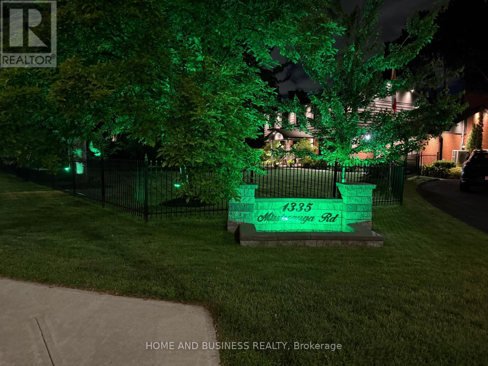 1335 Mississauga Road, Mississauga, ON - Outdoor