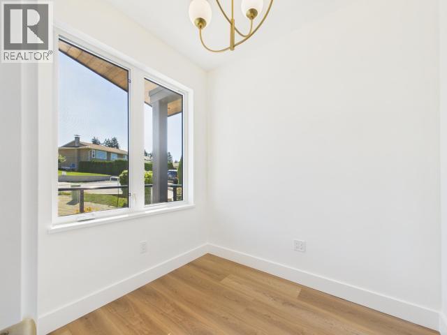 4835 Lesley Cres, Powell River, BC - Indoor Photo Showing Other Room