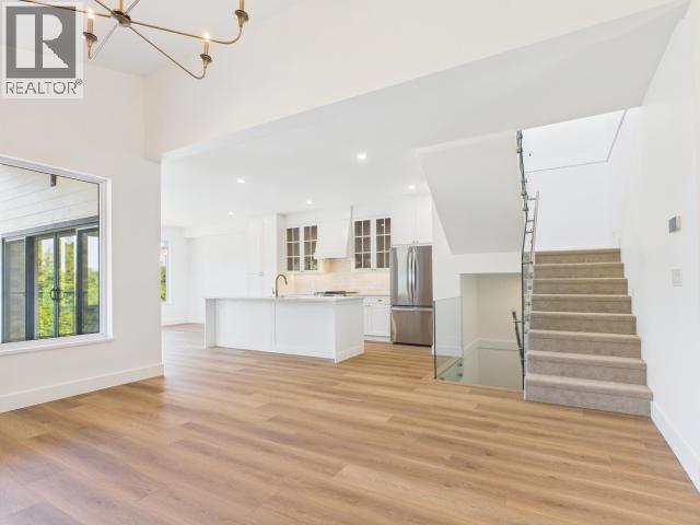 4835 Lesley Cres, Powell River, BC - Indoor Photo Showing Kitchen